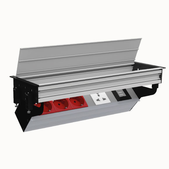 3 Schuko + 1 Universal + 2 USB Charger 