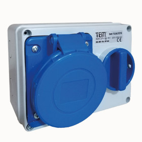 3x32 Horizontal Wall Mounting Socket IP44 Sockets with internal locked switches