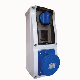 3x32 Sigortalı Duvar Prizi İP44 İçten Şalterli Sigortalı Dikey Tip