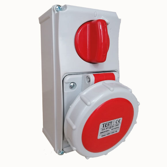 4x32 Vertical Wall Mounting Socket IP67 Sockets with internal locked switches 