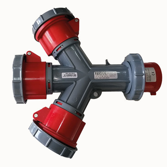 5x32 Plug Entry 3 Way Socket IP67 