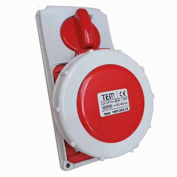 5x32 Vertical Panel Mounting Socket IP67 Sockets with internal locked switches